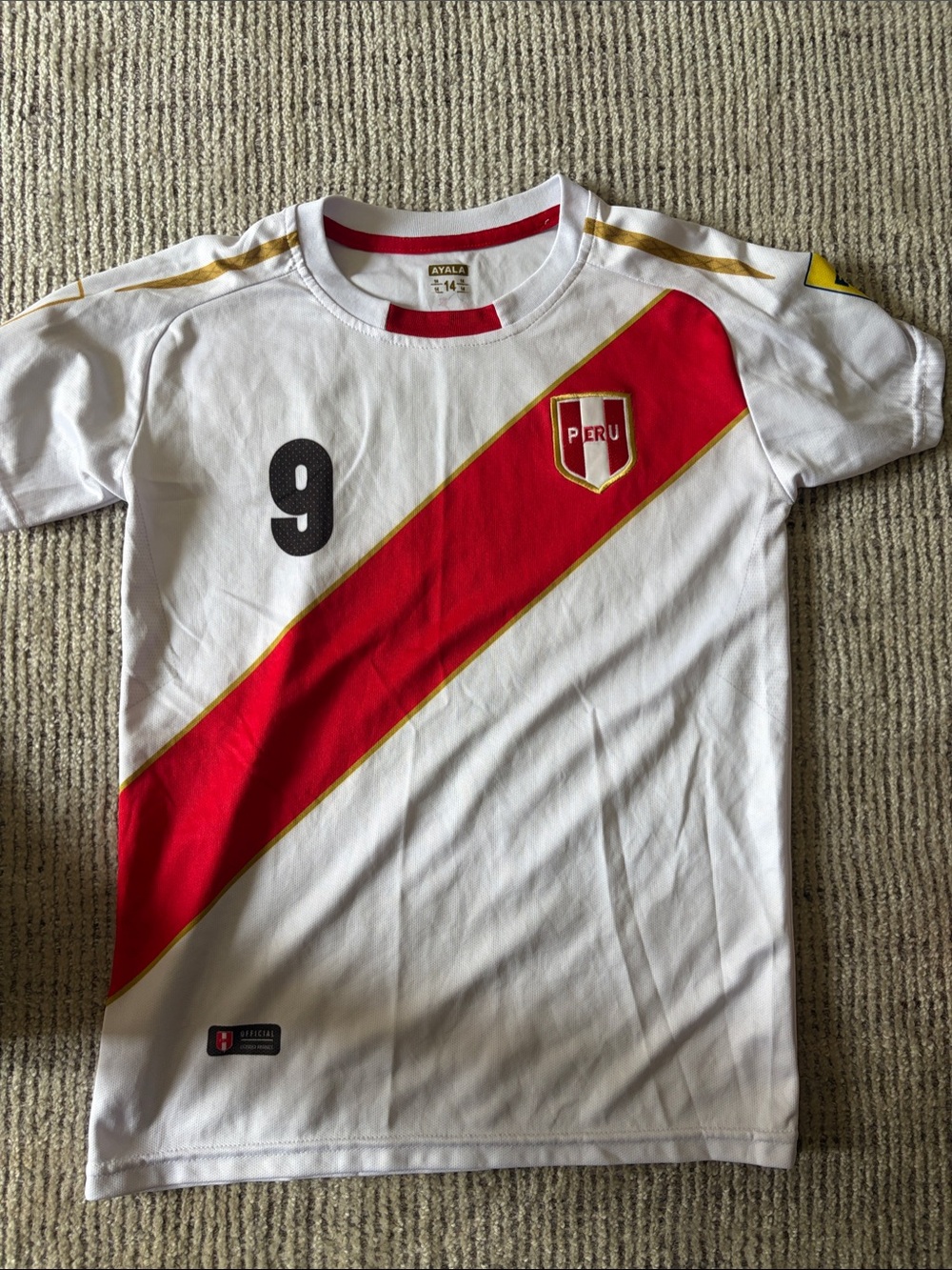 Peru Guerrero Soccer Jersey